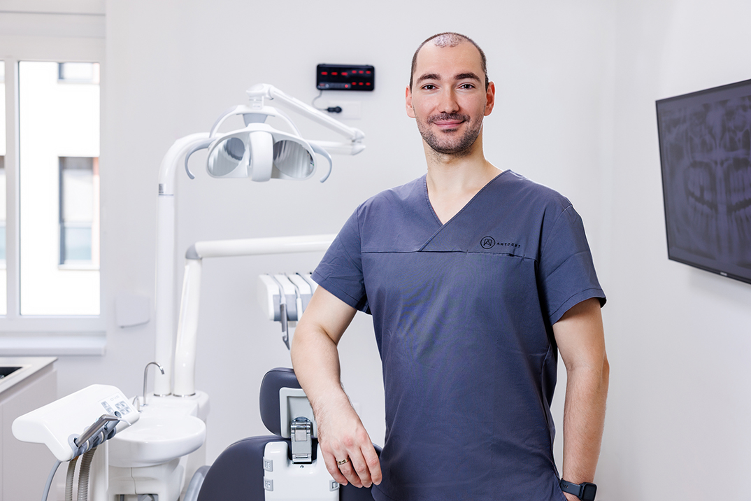artdent-dr-jipa-arnold Dr. Jipa Arnold, a budapesti Artdent Fogászat és Szájsebészet fogorvosa