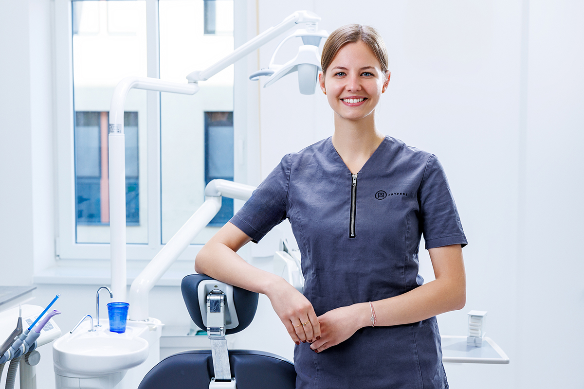 artdent-dr-haris-marta Dr. Haris Márta fogszabályozó szakorvos, Artdent Fogászat és Szájsebészet.